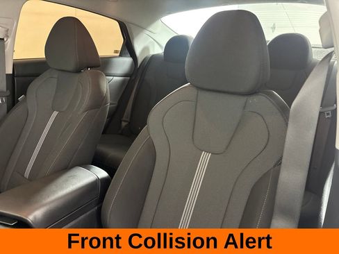 Used 2026 Hyundai Elantra SE FWD image 11