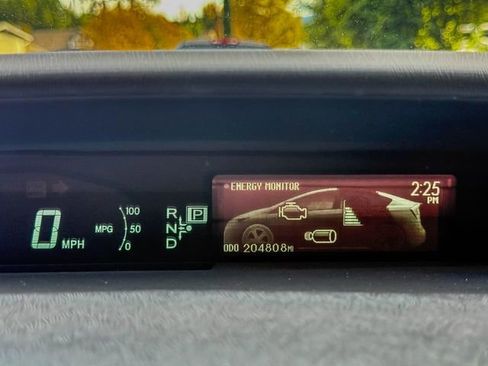 Used 2012 Toyota Prius Four image 25