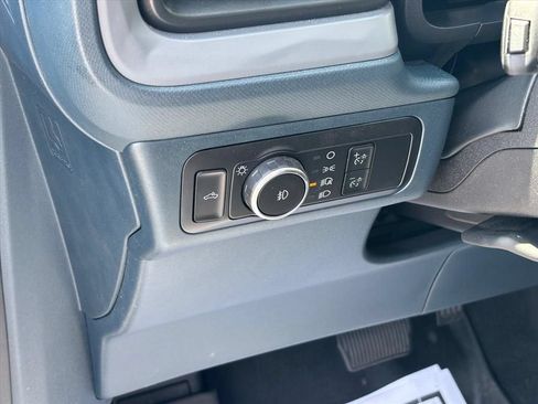 Used 2025 Ford Maverick Lobo AWD/4WD image 8