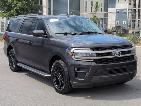 Certified 2023 Ford Expedition Max XLT RWD image 2