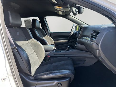 Used 2022 Dodge Durango R/T w/ Quick Order Package 22F image 12