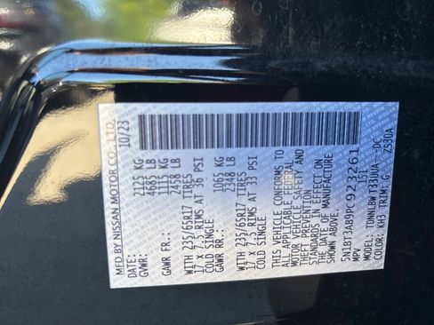 Used 2023 Nissan Rogue S AWD/4WD image 14