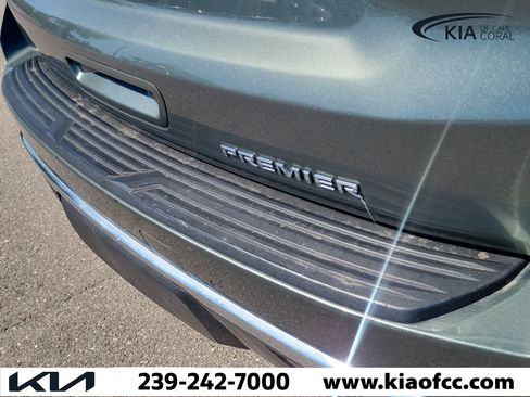 Used 2024 Chevrolet Tahoe Premier RWD image 10