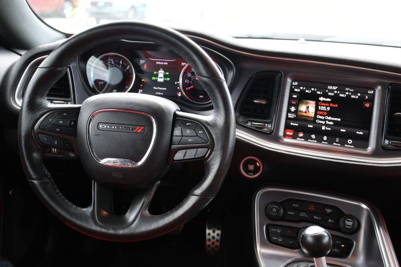 Used 2018 Dodge Challenger R/T Scat Pack RWD image 21