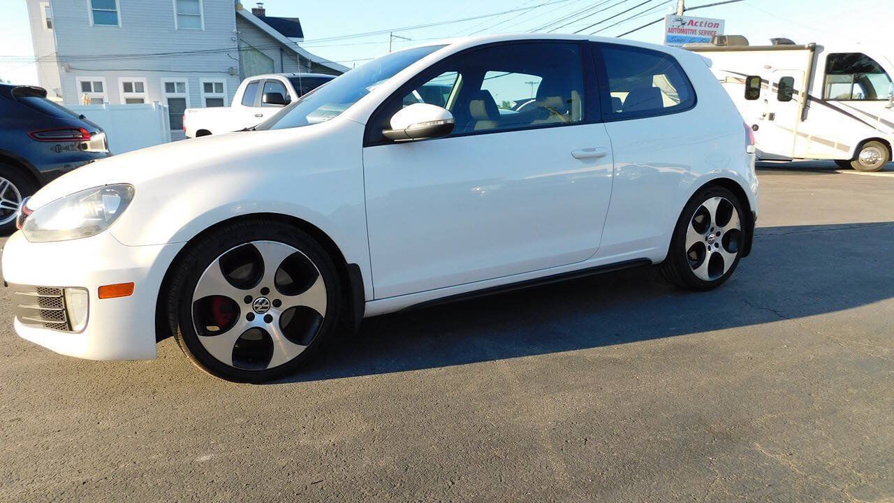 Used 2013 Volkswagen GTI 2-Door FWD image 29