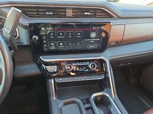 Used 2024 GMC Sierra 3500 Denali Ultimate image 25