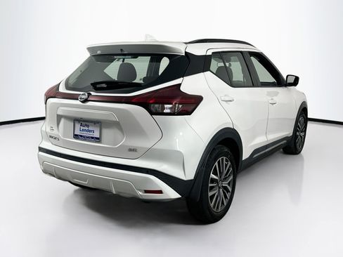 Used 2021 Nissan Kicks SR FWD image 5