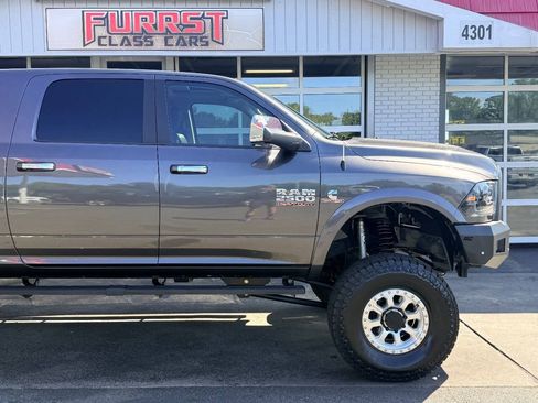 Used 2016 RAM 2500 Laramie w/ Convenience Group AWD/4WD image 13