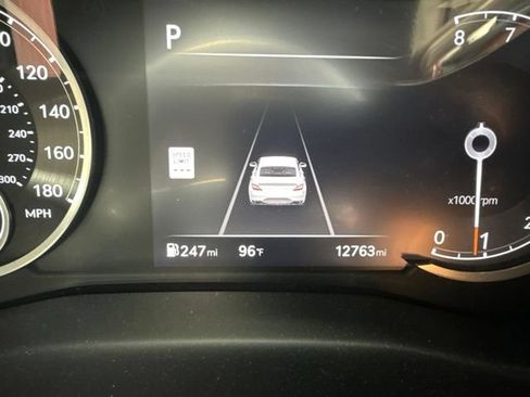 Used 2024 Genesis G70 2.5T RWD image 14