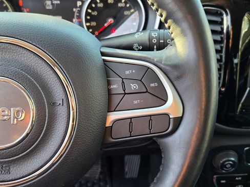 Used 2019 Jeep Compass Altitude image 42