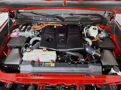 Used 2024 Toyota Sequoia SR5 w/ SR5 Premium Package image 31