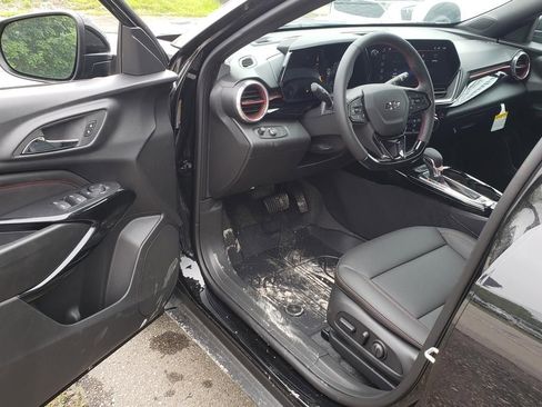 New 2026 Chevrolet Trax RS w/ Driver Confidence Package FWD image 12