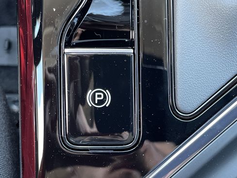 New 2025 Kia Niro SX Touring image 14