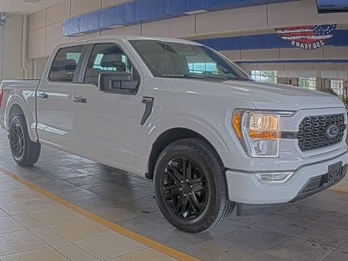 Used 2021 Ford F150 XL w/ STX Appearance Package RWD image 3