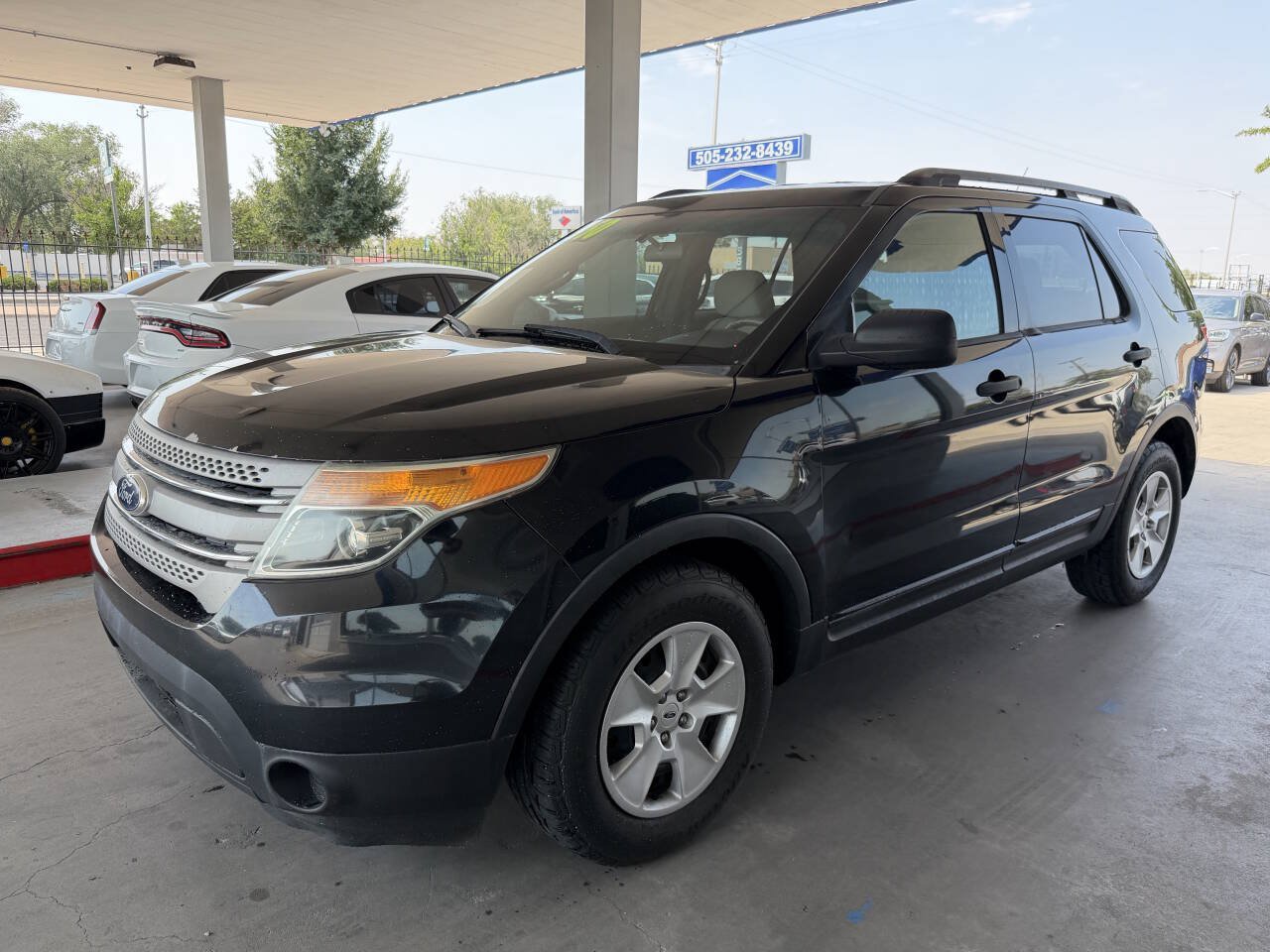 Used 2014 Ford Explorer FWD image 3