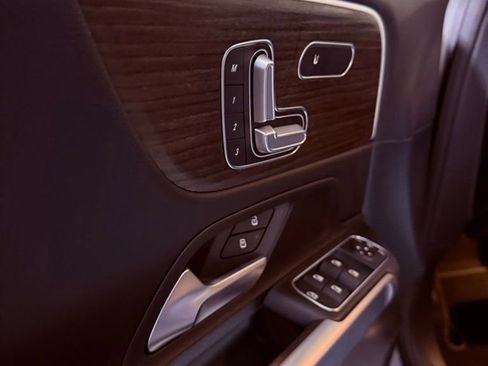 Certified 2026 Mercedes-Benz GLB 250 4MATIC image 5