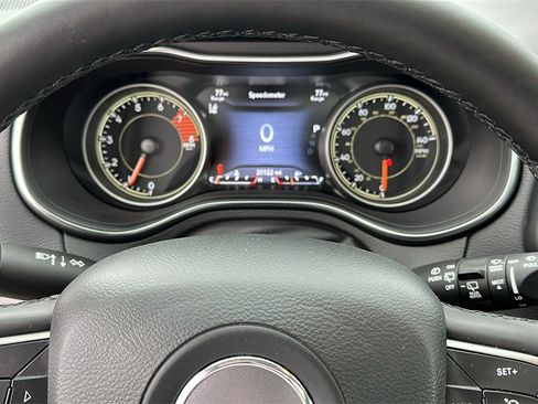 Used 2021 Jeep Cherokee Limited w/ Elite Package image 14