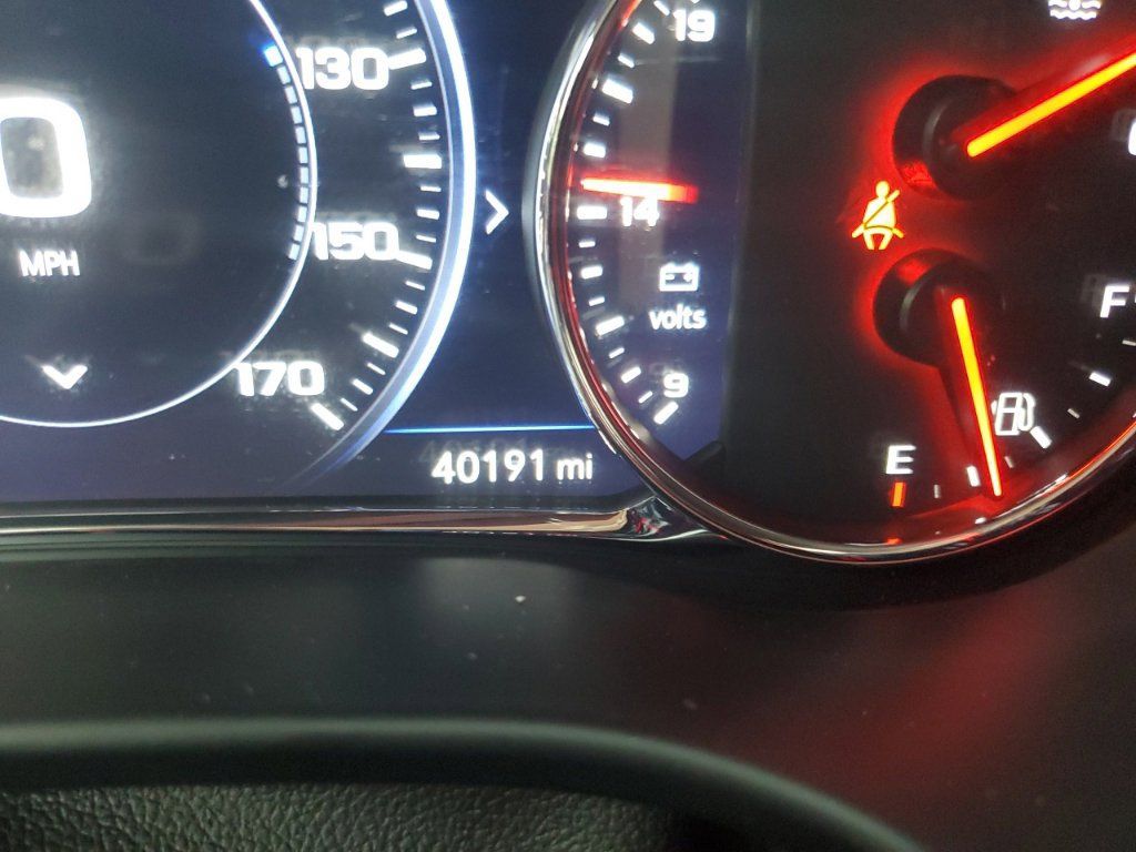 Used 2023 GMC Acadia Denali FWD image 24