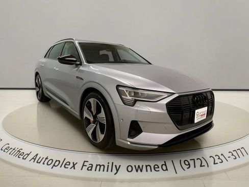Used 2023 Audi e-tron Premium Plus AWD/4WD image 8
