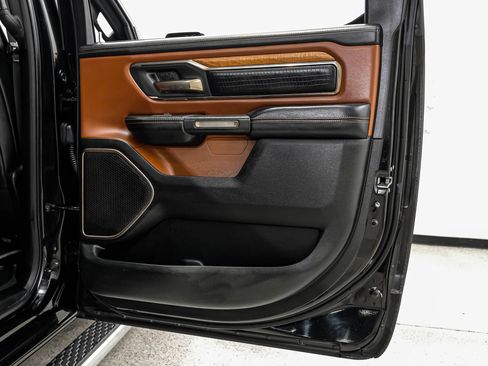 Used 2019 RAM 1500 Limited AWD/4WD image 59