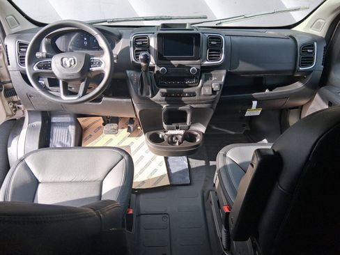 New 2026 RAM ProMaster 2500 w/ Quick Order Package 22G SLT image 11