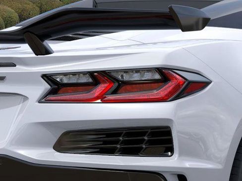 New 2026 Chevrolet Corvette Z06 w/ Z07 Performance Package RWD image 31