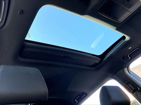 Used 2025 Honda CR-V Sport image 13