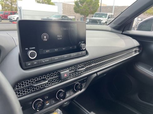 Used 2024 Honda HR-V Sport image 28