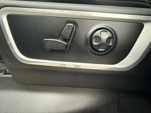 Used 2020 RAM 1500 Laramie image 15