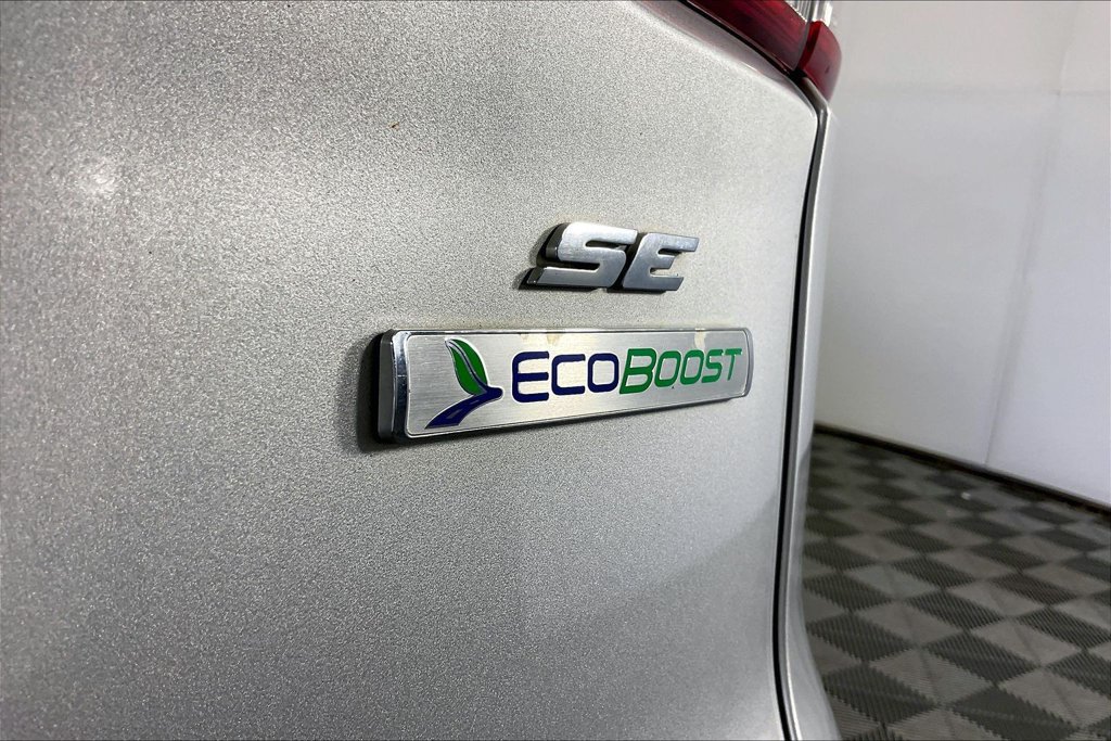 Used 2016 Ford Escape SE w/ SE Chrome Package FWD image 36