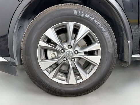 Used 2017 Nissan Murano SV image 31