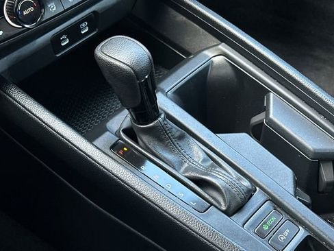 Certified 2024 Honda Accord EX image 22