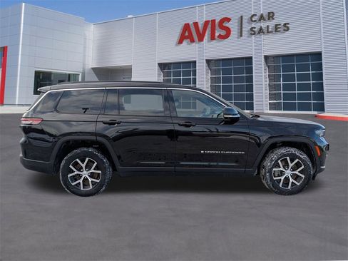 Used 2024 Jeep Grand Cherokee L Limited w/ Luxury Tech Group II image 7