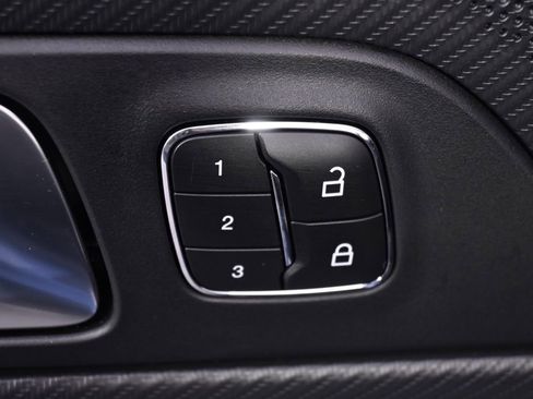 Used 2025 Ford Mustang GT Premium RWD image 31