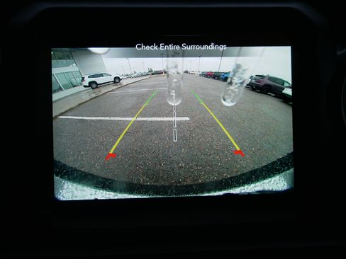Used 2021 Jeep Wrangler Unlimited Sahara w/ Uconnect 4C Nav & Sound Group AWD/4WD image 19