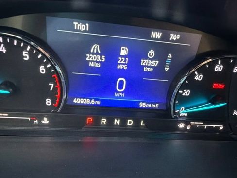 Used 2023 Ford Explorer ST-Line AWD/4WD image 27