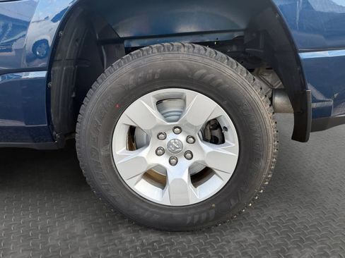 Used 2019 RAM 1500 Big Horn AWD/4WD image 9