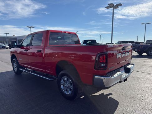 Used 2026 RAM 2500 Big Horn AWD/4WD image 7