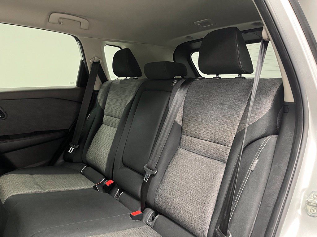 Used 2023 Nissan Rogue SV AWD/4WD image 46