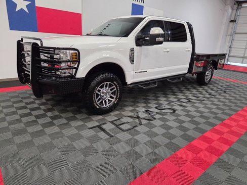Used 2018 Ford F350 Lariat w/ Lariat Value Package AWD/4WD image 2