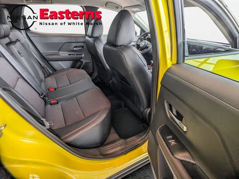 New 2025 Nissan Kicks SR image 15