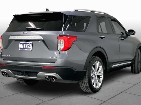 Used 2021 Ford Explorer Platinum w/ Equipment Group 601A AWD/4WD image 11