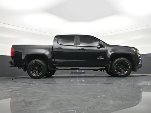 Used 2018 Chevrolet Colorado LT w/ LT Convenience Package RWD image 32