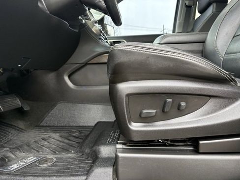 Used 2018 GMC Yukon Denali w/ Denali Ultimate Package image 33