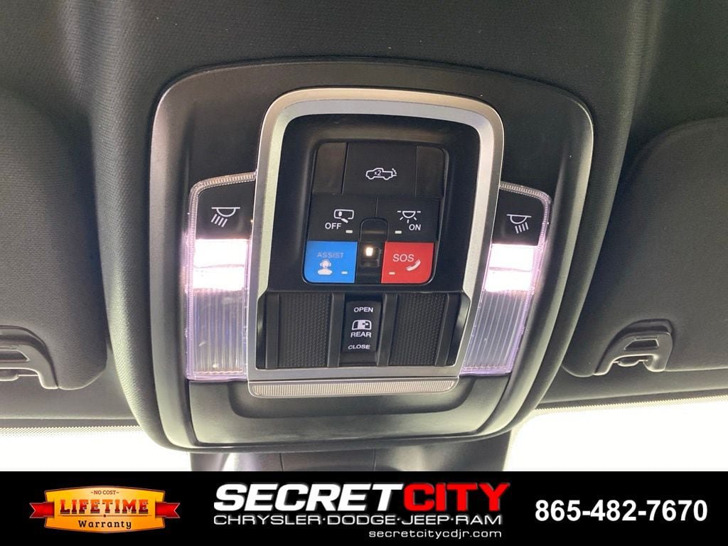 Used 2026 RAM 2500 Laramie AWD/4WD image 20