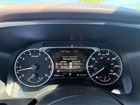 Used 2023 Nissan Rogue S AWD/4WD image 9