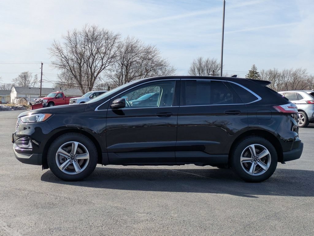Used 2024 Ford Edge SEL w/ Convenience Package AWD/4WD image 4