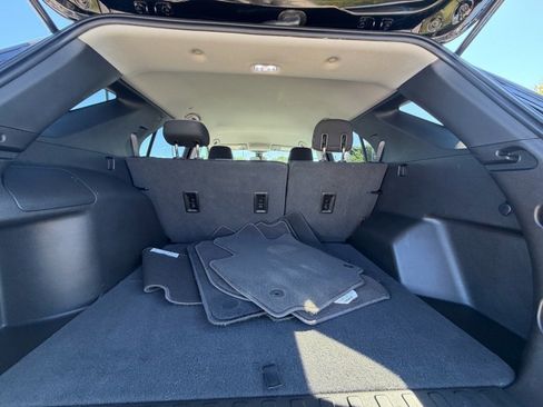 Used 2020 Chevrolet Equinox LS w/ LS Convenience Package FWD image 5