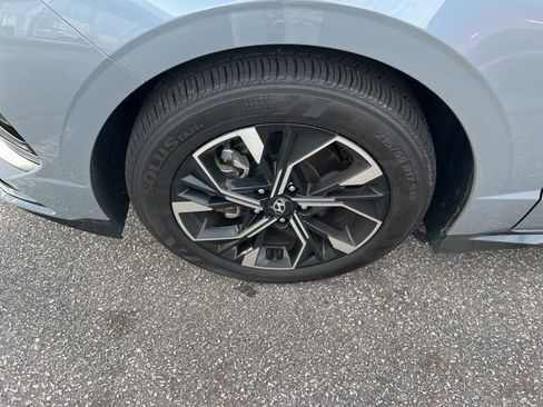 Used 2025 Hyundai Sonata SEL FWD image 14