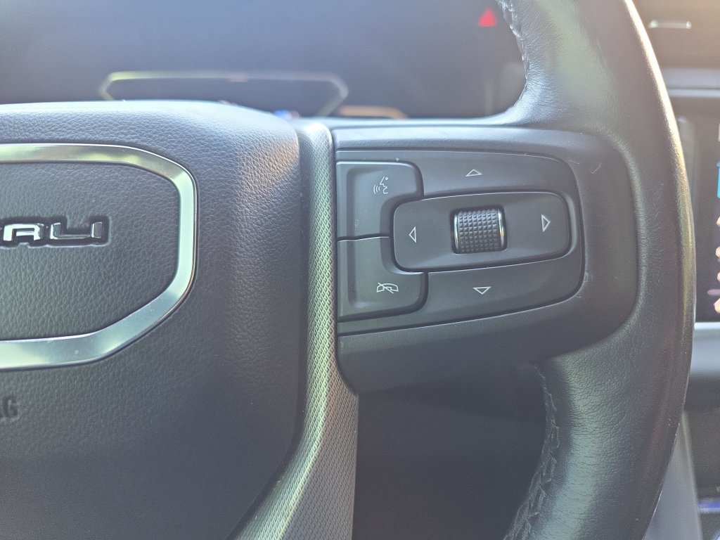Used 2021 GMC Yukon Denali RWD image 24